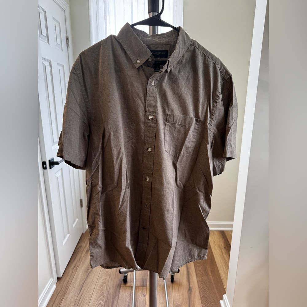 SLIM FIT SHORT SLEEVE LINEN SHIRT